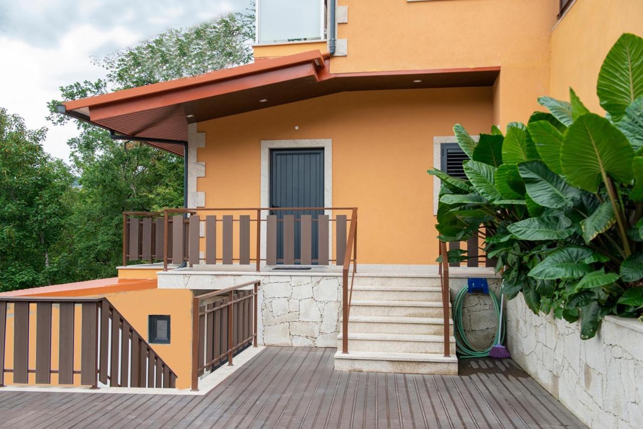 Appartamento Casa Encosta Do Rio-Ferias No Geres Vieira do Minho Esterno foto