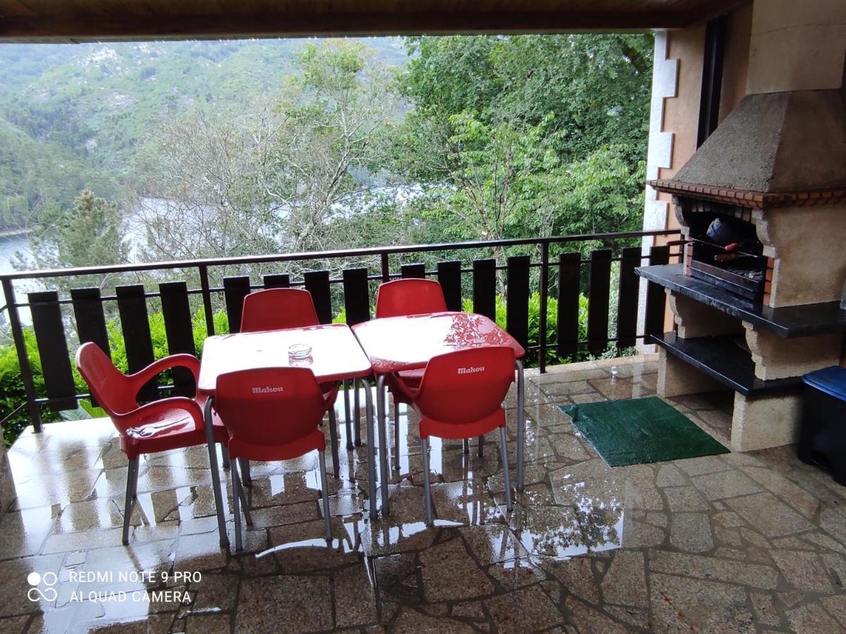 Appartamento Casa Encosta Do Rio-Ferias No Geres Vieira do Minho Esterno foto